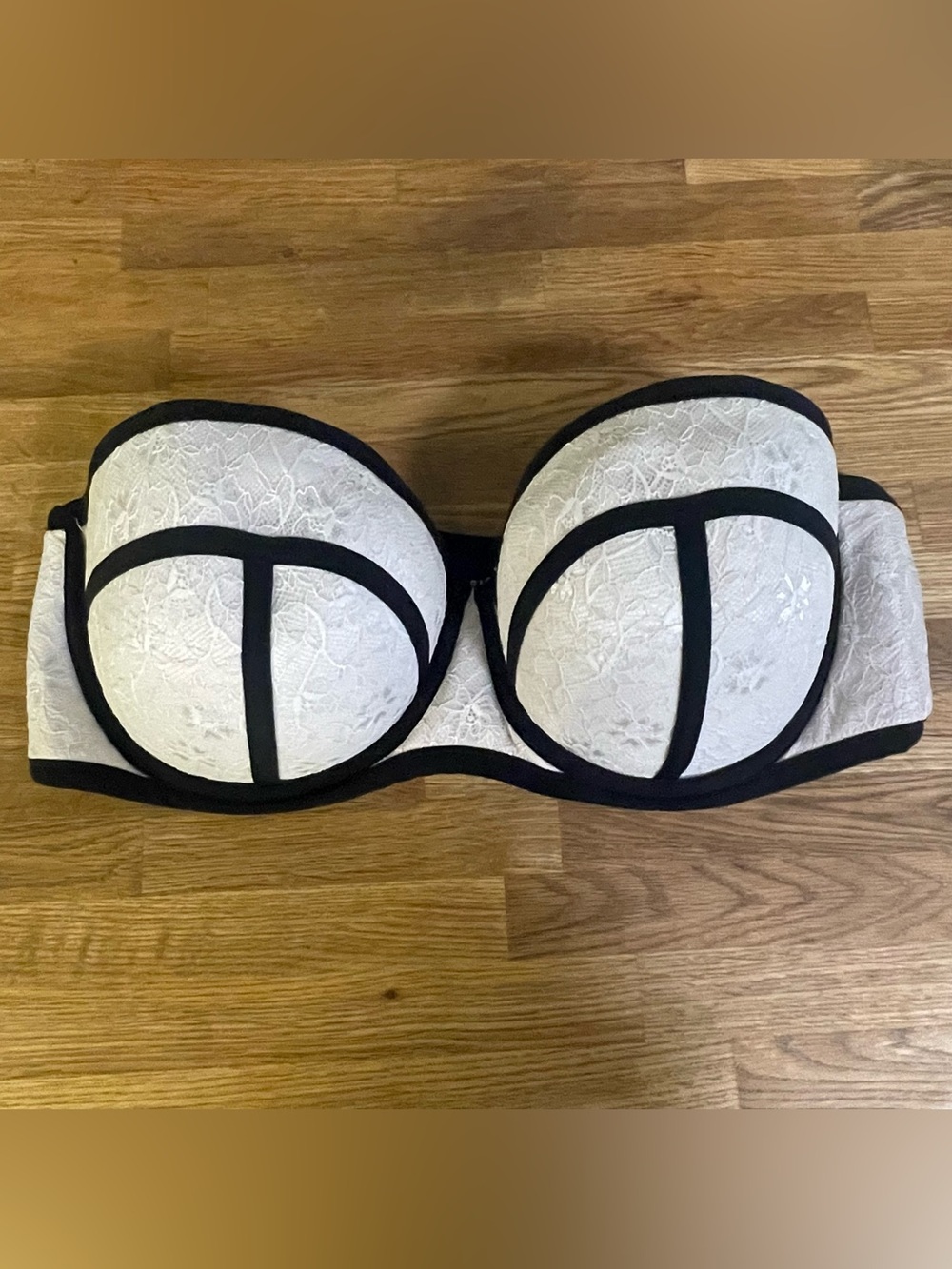 Torrid Push-Up Strapless Bra (44DDD)